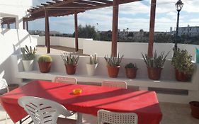 Sunny self-catering apartment Costa Teguise, Lanzarote, Spain
