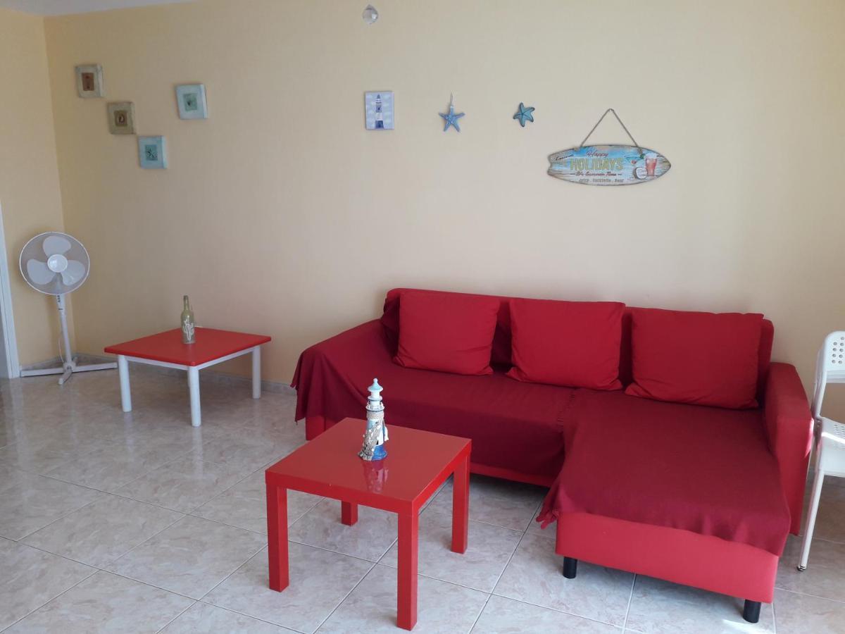Sunny self-catering apartment Costa Teguise, Lanzarote, Spain Esterno foto
